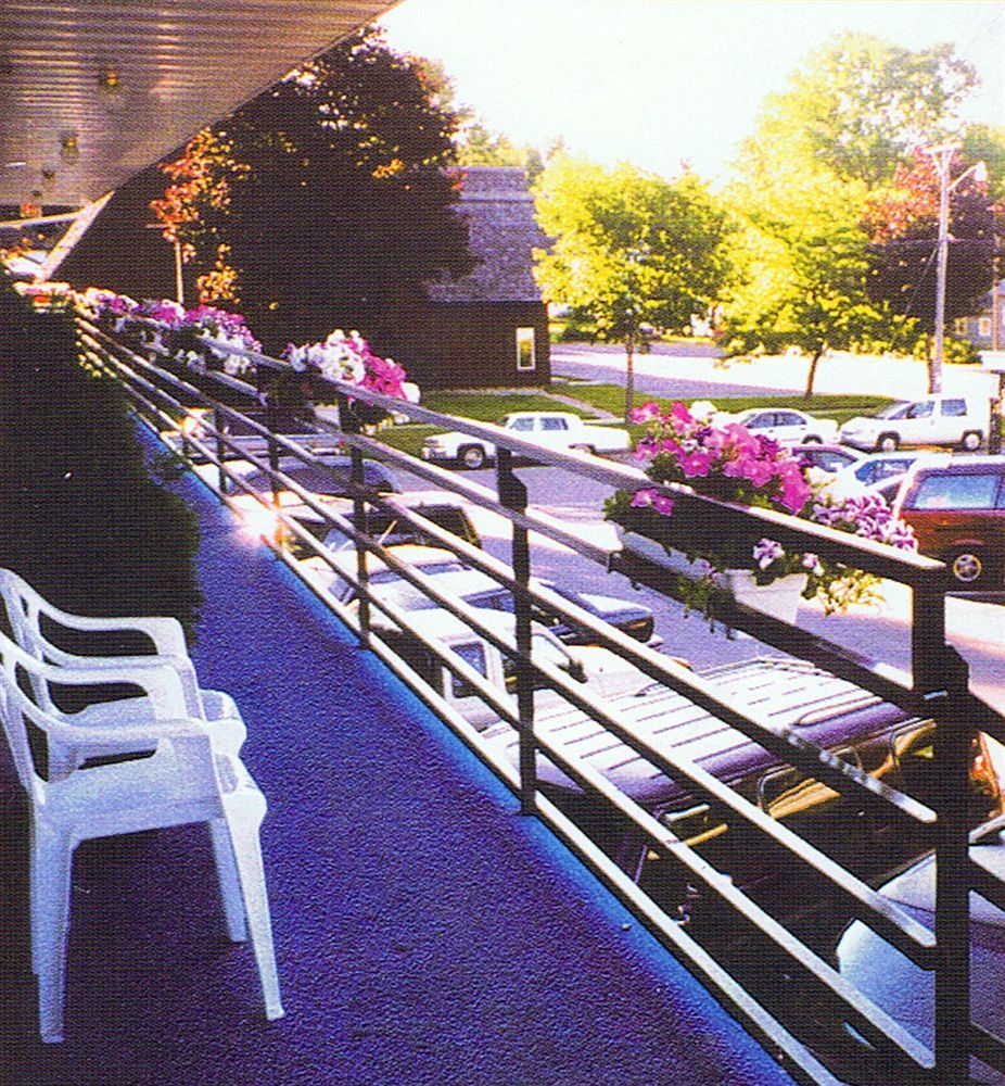 Alpine Motel In Heart Of Wisconsin Dells Downtown. Dış mekan fotoğraf